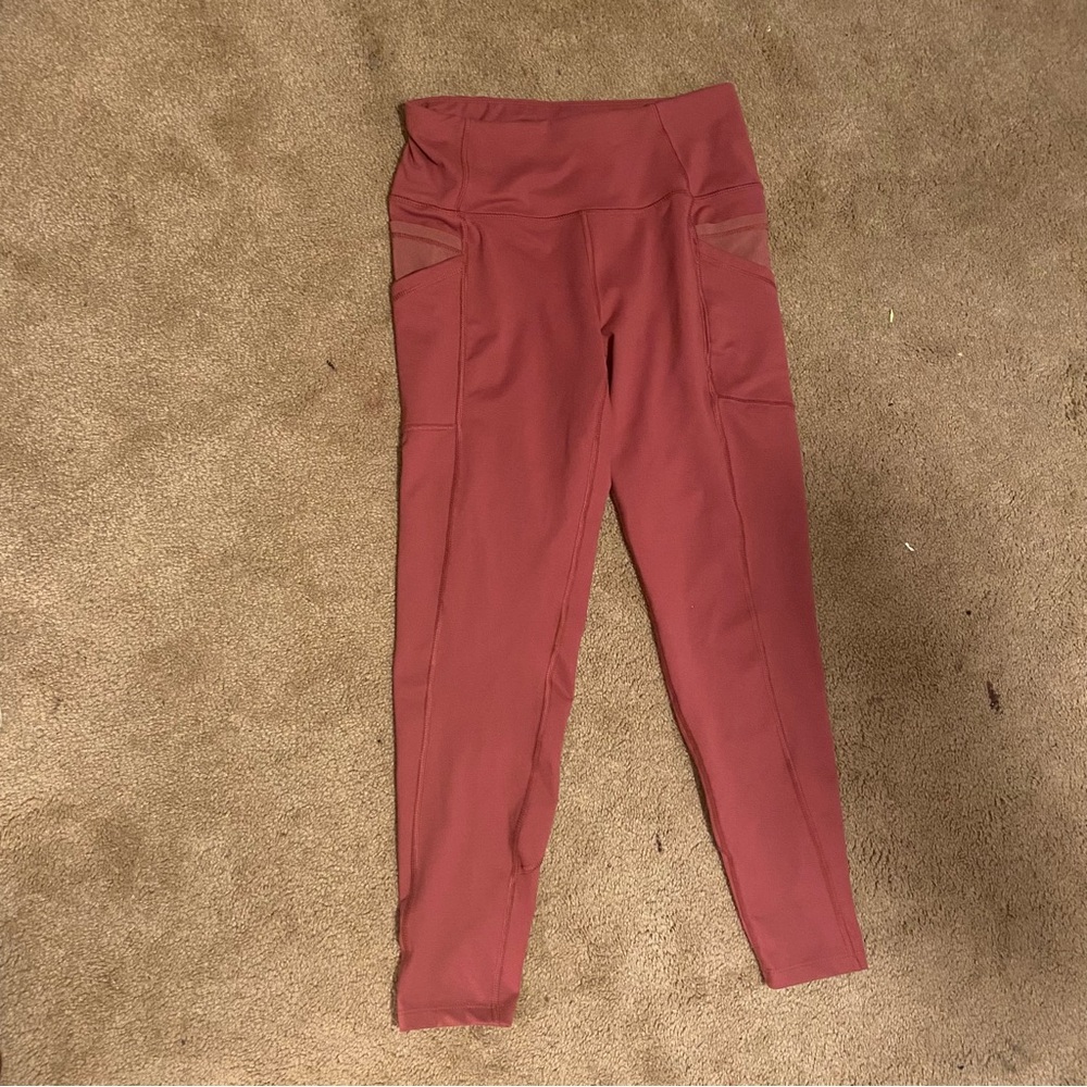 Ladies pink yoga pants leggings